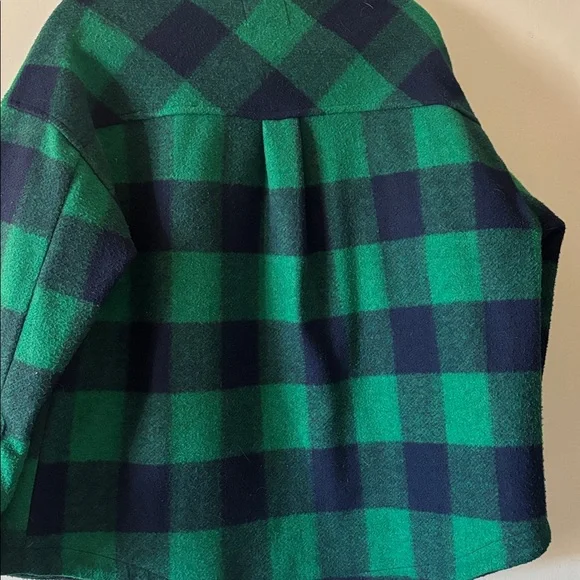 Zara Checkered Green and Navy Shacket - Picture 2 of 6